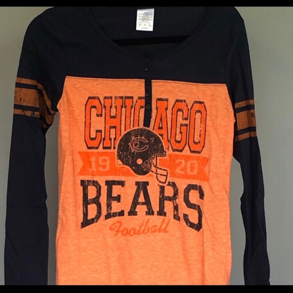 Super cute Bears top